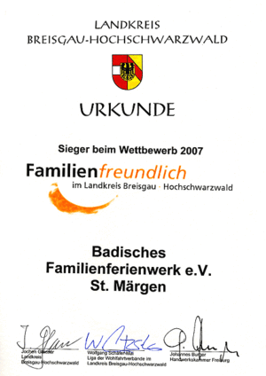 Sieger im Wettberwerb 'Familienfreundlich' des LK Breisgau- Hochschwarzwald.